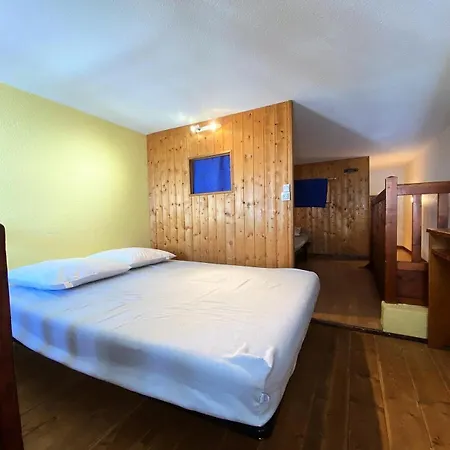 Apartment Silveralp - Location: Proche Garderie Et Ecole De Ski, 4 Pers Avec Mezzanine Mae-9083 Val Thorens